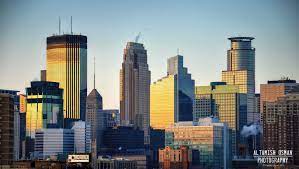 Generic astronomy calculator to calculate times for sunrise, sunset, moonrise, moonset for many cities, with daylight saving time and time zones taken in account. Downtown Minneapolis Skyline Sunset Time Minneapolis Skyline Skyline Scenery