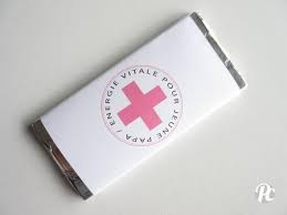 Diy La Tablette De Chocolat Pour Nouveau Papa Cadeaux Jeunes Parents Boite A Papa Tablette De Chocolat