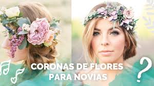 Hemos realizado una perfecta selección de coronas de flores naturales para que sólo tengas que preocuparte por apoyar a tus seres queridos. Coronas De Flores Para Boda Ideas Para Tu Peinado De Novia Youtube