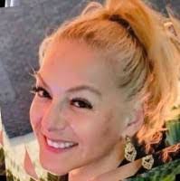 Yvette Head's Instagram, Twitter & Facebook