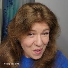 Colette Hess's Instagram, Twitter & Facebook