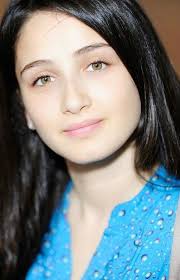 Pin By Elif Elif On Turkish Femal Turkish Actors Turkish Beauty Beauty