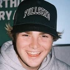 Alex Warren (Pop Singer)