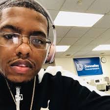 Kenya Rudolph's Instagram, Twitter & Facebook