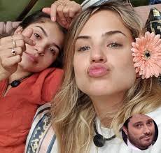 Nas redes sociais, danilo debochou da decisão. Gabi Martins Brinca Que Vai Casar Com Gizelly Bicalho Danilo Gentili Nao Tem Ciumes Nao Estrelando