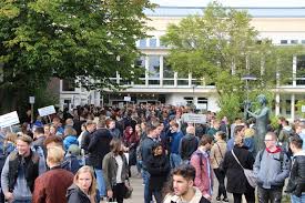 Denn nur ein erstsemester würde sich so eine frechheit erlauben. Hochschule Aalen News Uber 1 500 Erstsemester Starten An Der Hochschule Aalen