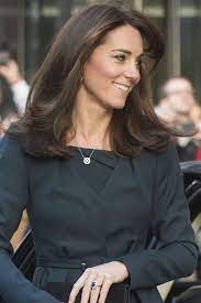 the duchess of cambridge debuts a chic new short haircut kate middleton hair princess two ponytail hairstyles black girls