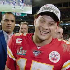 ICYMI: MickeyBlog.com in Magic Kingdom as WDW Welcomes Pat Mahomes VIDEO