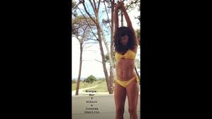 Pour décorer discrètement vos murs et gagner de la place au sol dans votre salon, pensez aux étagères murales. Modo Plomero La Foto Hot De Griselda Siciliani Que Esta Rompiendo Instagram Telefe Cordoba