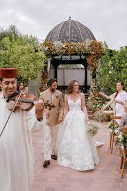 Pour son mariage à Marrakech, Hanane portait 6 tenues et robes de mariée  dont une Monique Lhuillier et une Vivienne Westwood | Vogue France