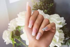 تسوقي من تشكيلة طلاء أظافر الحصرية من لايف ستايل الامارات للتسوق اون لاين لأفضل مصممين الأزياء وماركات ملابس و فساتين و حقائب و مجوهرات و مستحضرات تجميل و أحذية و مستلزمات الزفاف علي لايف ستايل توصيل سريع في دبي. Ø§Ù„Ù…Ù†Ø§ÙƒÙŠØ± Ø§Ù„ÙØ±Ù†Ø³ÙŠ Ø§Ù„Ø£ÙˆÙ…Ø¨Ø±ÙŠ ØµÙŠØ­Ø© Ø±Ø§Ø¦Ø¬Ø© Ù‡Ø°Ø§ Ø§Ù„ØµÙŠÙ Ù…Ø¬Ù„Ø© Ø§Ù„Ù…Ø±Ø£Ø© Ø§Ù„Ø¹Ø±Ø¨ÙŠØ©