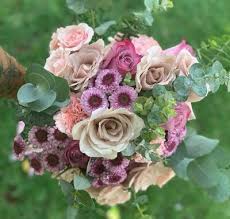 Their team of experienced florists always get excited about creating distinct floral concepts for their savvy clients. Florists In Gilbert Az The Knot
