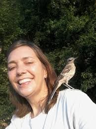 I don't think the bird scarer is working very well, that is an insane  amount of birds 😬 Emirates 🇦🇪 a380 A6-EUE arrival 13/08/24