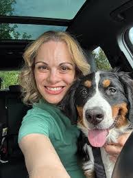 Tracey Flanagan's Instagram, Twitter & Facebook