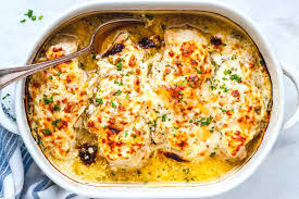 Check the tips & variations for the best skinny low carb cheeseburger casserole ever. Salsa Verde Chicken Casserole Recipe Chicken Casserole Recipe Eatwell101