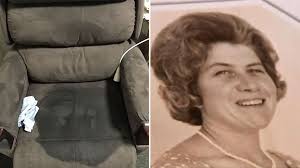 Melbourne woman speaks out about mum's aged care neglect