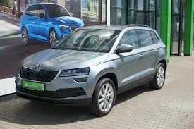 Conexiunea online permanentă asigură distracţie şi informaţii la drum, dar şi funcţii adiţionale de asistenţă. Skoda Karoq 2 0 Tdi Dsg 4x4 Jahreswagen Kaufen In Filderstadt Bei Stuttgart Preis 34460 Eur Int Nr 2758448 Verkauft