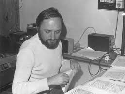 Best known for becoming an internet meme. Andras Arato Also Known As Harold From The Hide The Pain Harold Memes Working As An Electrical Engineer In The 70s 9gag