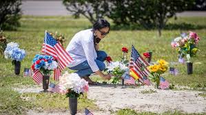 Memorial day 2021 flowers for graves. Memorial Day Ceremony Held At Kent Forest Lawn Cemetery