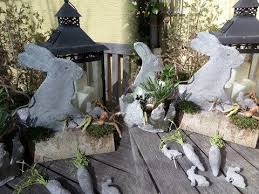 In diesem video wird einfach erklärt, wie man. Diy Knet Beton Deko Hase Auf Brennholz Selber Machen Leicht Gemacht How To Youtube Mit Bildern Beton Deko Knete Deko