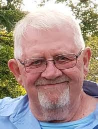 Larry Sand's Instagram, Twitter & Facebook