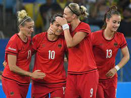 Allerdings fanden nur diesmal die finalspiele im selben stadion wie bei der wm 2014 statt. Olympia 2016 Deutsche Fussball Frauen Schlagen Schweden Und Holen Gold Olympia 2016 Rio
