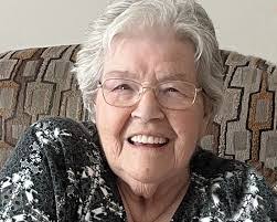 Helen Lambrecht's Instagram, Twitter & Facebook