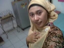 Tapi pikiran itu kutepis, karena bukankah ayah yang sedang mengobati kandunganku? Neneng Janda Bidan Cari Jodoh Siap Nikah Janda Bermartabat