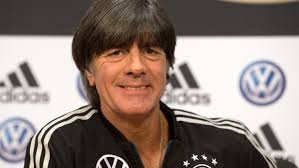 Jogi löw hört als trainer der deutschen nationalmannschaft auf. Jogi Low Verkundet Nations League Kader Dfb Mit Drei Neuen Aber Ohne Muller Boateng