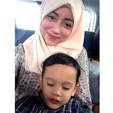 Oktovia akhirnya meminta maaf atas kesilapannya keluar dengan suami bella astillah, aliff aziz. Biodata Octavia Manrose Pelakon Cantik Anak Kepada Iwan Raja Dangdut Azhan Co