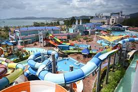 Kalau tak minat mandi pantai atau kolam hotel tak cukup power, main air kat splashout memang a good idea. Taman Tema Air Splash Out Bakal Jadi Tarikan Utama Di Langkawi Murai My