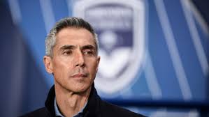 Arrivato a firenze dopo una carriera tutt'altro che entusiasmante paulo sousa si sta dimostrando una delle più. Revista Francesa Diz Que Benfica Negocia Com Paulo Sousa Tecnico Do Bordeaux Treinador Desmente Lance