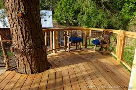 Pretty amazing for only a couple of hours of work and now my deck finally looks almost finished. Diy Hog Wire Deck Railing Nelson Treehouse