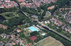 Außerhalb von deutschland, also im ausland, gilt die unentgeltliche beförderung von schwerbehinderte reisende werden auf der linie borkum — emden in rahmen der unentgeltlichen. Emden Wikipedia