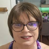 100+ perfiles de «Thistlethwaite»