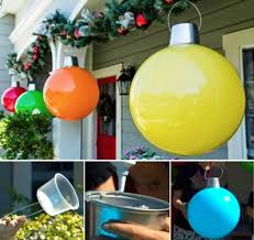 105 decorating ideas for the most festive christmas ever. How To Make Large Christmas Ball Decorations