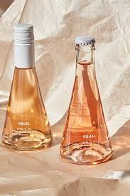 You Can Now Get Single Pour Bottles Of Sparkling Rose Delivered To Your Door Purewow Food Wine Drink Subscription Alcohol In 2020 Rose Alcohol Wines Grape Soda