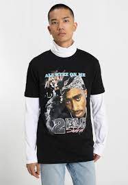 Entdecke die neuesten styles & exklusive fanartikel aus musik, film, serien & games. Mister Tee Tupac Retro Tee T Shirt Print Black Schwarz Zalando De