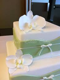 Two Tier Wedding Cake With Orchids 2 Square Wedding Cakes Wedding Cake Two Tier Wedding Cakes