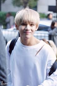 The king of honey blonde would have to be taehyung. 7 Of Bts V S Most Outrageous Hair Colors Koreaboo