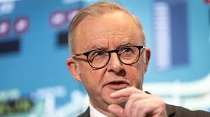 Meghan Markle and Prince Harry beam in new picture shared to Instagram