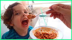 borulce yemegi yedik sizde yiyebilirsiniz cocuklar yanki yemek yiyor kid eating food youtube
