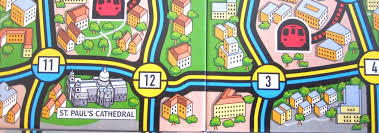 Bei dem brettspiel scotland yard von ravensburger suchen mehrere spieler mister x, welcher von nun zieht jeder spieler eine startkarte um so den ausgangspunkt auf dem spielfeld festzulegen. Scotland Yard Das Wurfelspiel Spielkritik Rezension Des Spiels Brettspielblog Ch