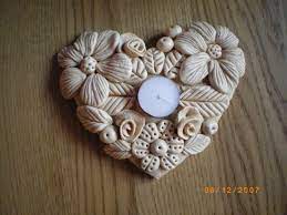 Mes décorations préférées en pâte à sel. Bougeoire Sculpte En Pate A Sel Accessoires De Maison Par Creations Virginie Stringer Pate A Sel Noel Idee Pate A Sel Bricolage Noel Pate A Sel