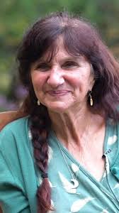 Plants offer so much more than medicine and food. If we let them, they  gently nourish and guide us back to our spirit. What are you creating in  your feast of goodness today? 🎥 excerpted from an ...