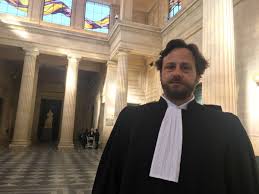 A french cour d'assises, or assize court, is a criminal trial court with original and appellate limited jurisdiction to hear cases involving defendants accused of felonies, i.e. Cour D Assises De La Gironde Le Braquage Chez Un Dealer En Appel