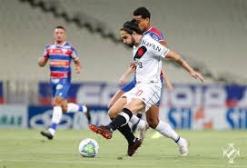 Parque dos campeonatos e clube da garotada. Apimntw4utljhm
