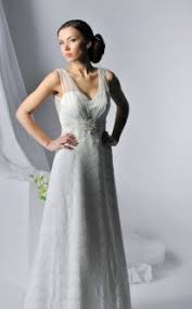 Kaister damenmode blumenspitze hochzeit elegante chiffon abend party kleid ballkleid. Empire Brautkleid Form Look Und Besonderheiten