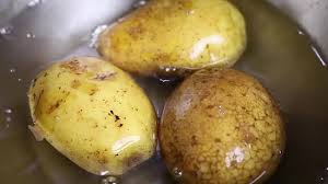 Microwave them for 20 seconds at a time until the fries are hot. How To Bake A Potato In The Microwave 9 Steps With Pictures