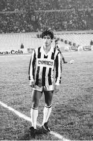 Born 3 march 1947), known as el maestro (the teacher), is a uruguayan professional football manager and former player who is the head coach of the uruguay national team. Oscar Washington Tabarez Silva Wiki Futbol Amino Amino